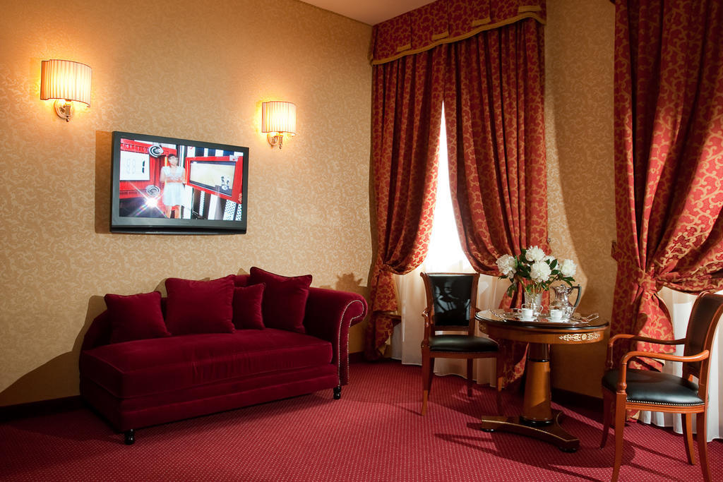 Hotel Maxim Anzola dell'Emilia Kamer foto